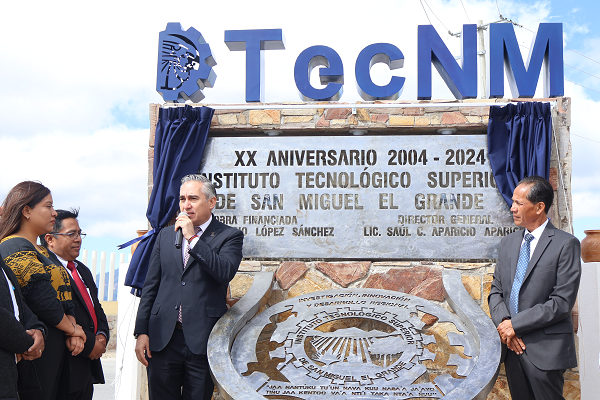 TECNM – TLAXIACO PRESENTE EN EL XX ANIVERSARIO DE LA FUNDACIÓN DEL